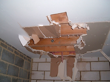 Hole-In-Ceiling-For-Buy-To-Let-Mortgages-Explained-Article