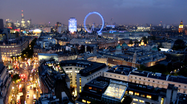 london-skyline-at-night