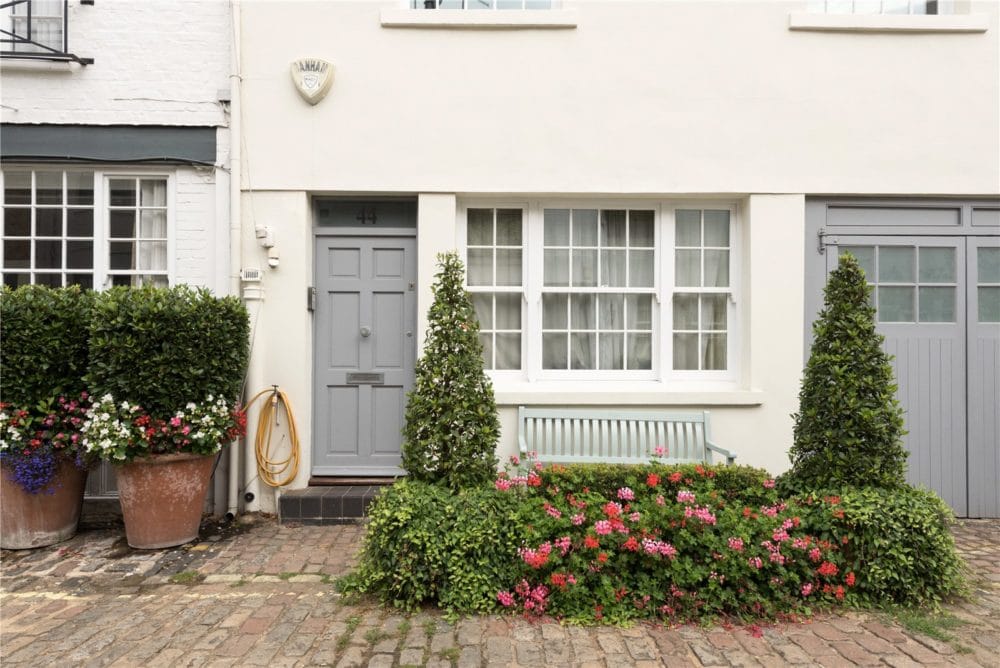 Discover Hyde Park Gardens Mews, Hyde Park Estate, Bayswater, W2