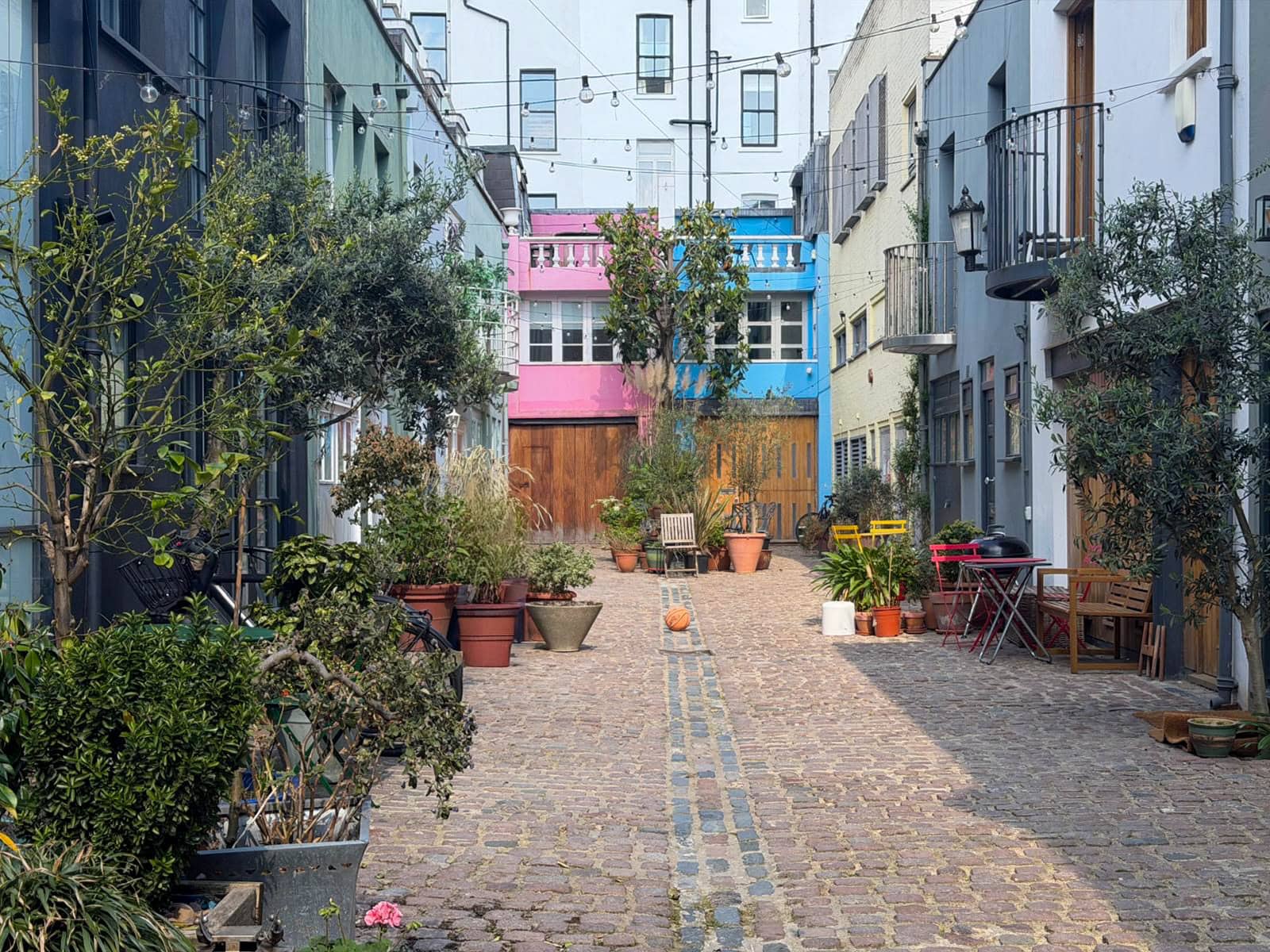 Alba Place is a mews street in London