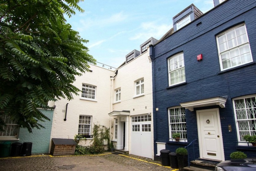 Tranquility is guaranteed in this Princes Gate mews house, nestled in a pretty cobbled cul-de-sac