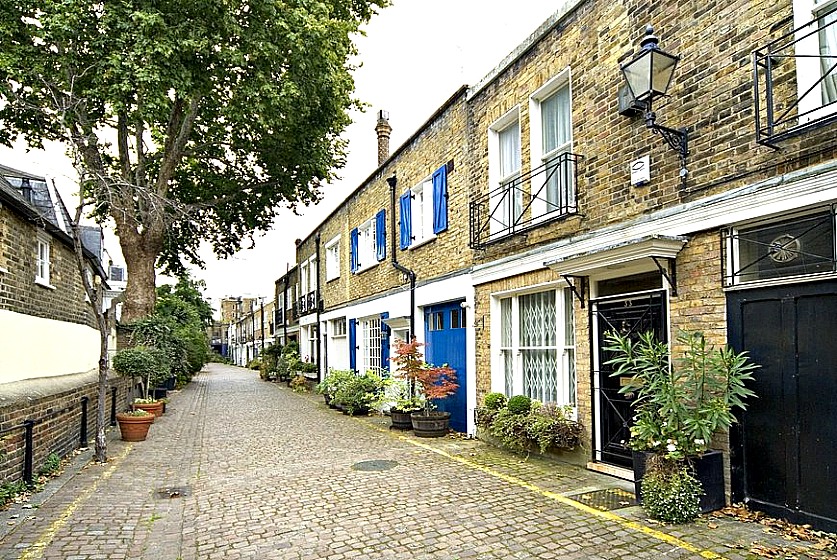 Kynance-Mews-Period