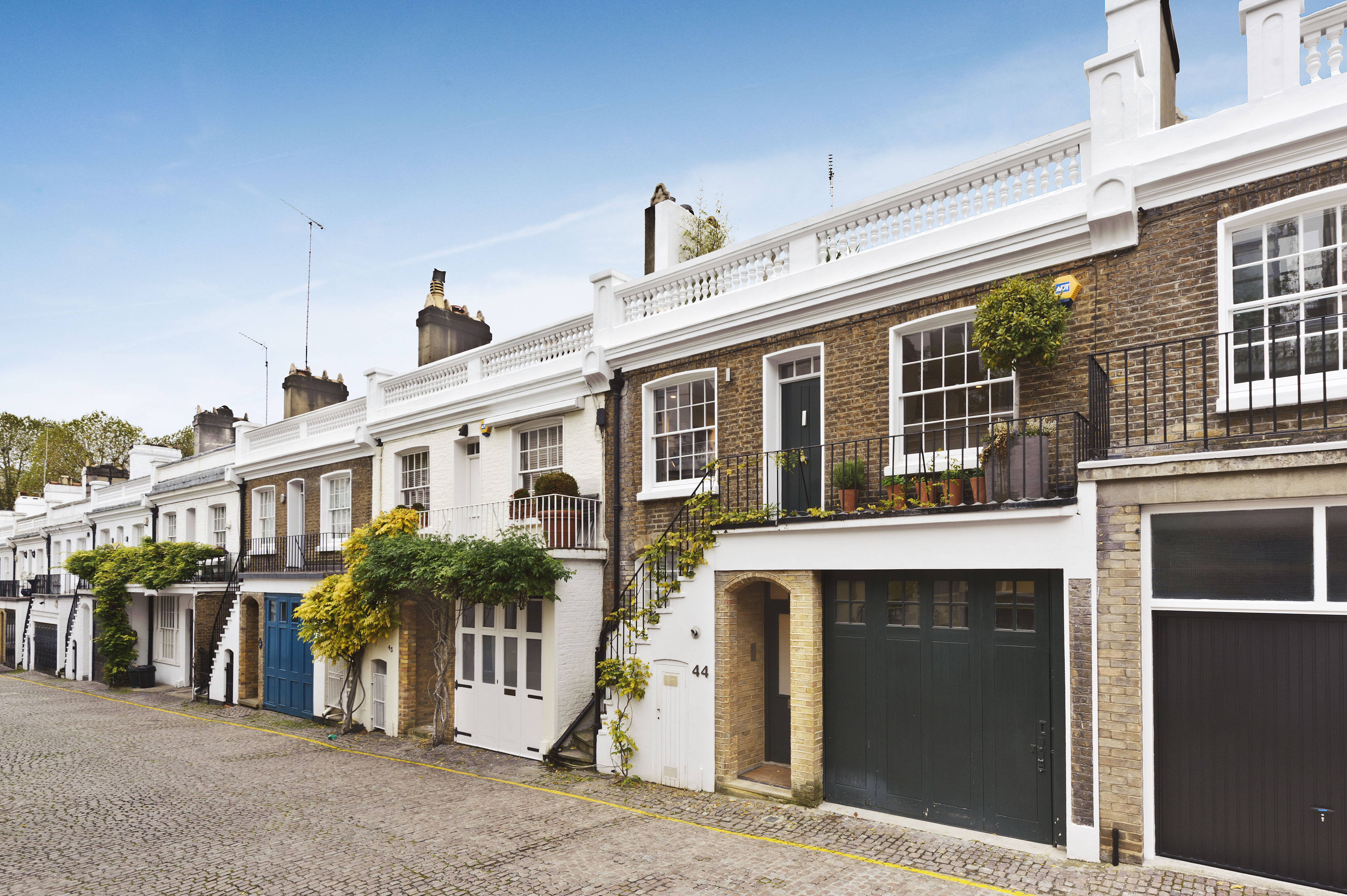 A mews house in Holland Park Mews