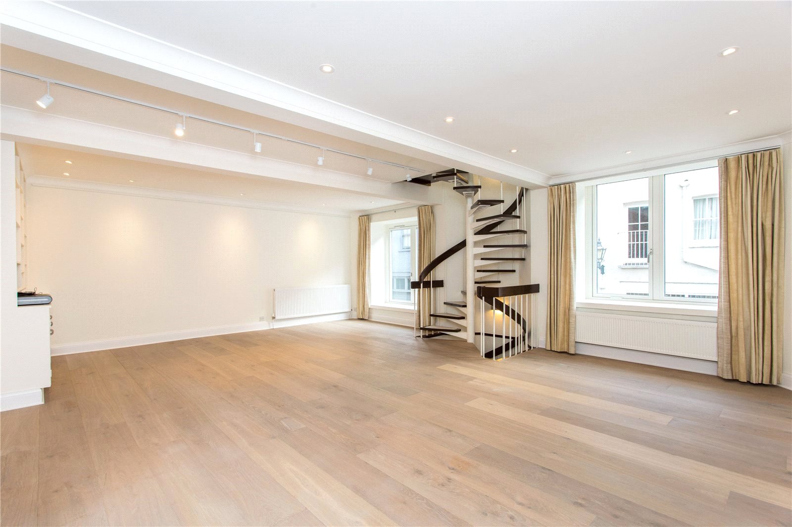 Mews property to rent in South Kensington