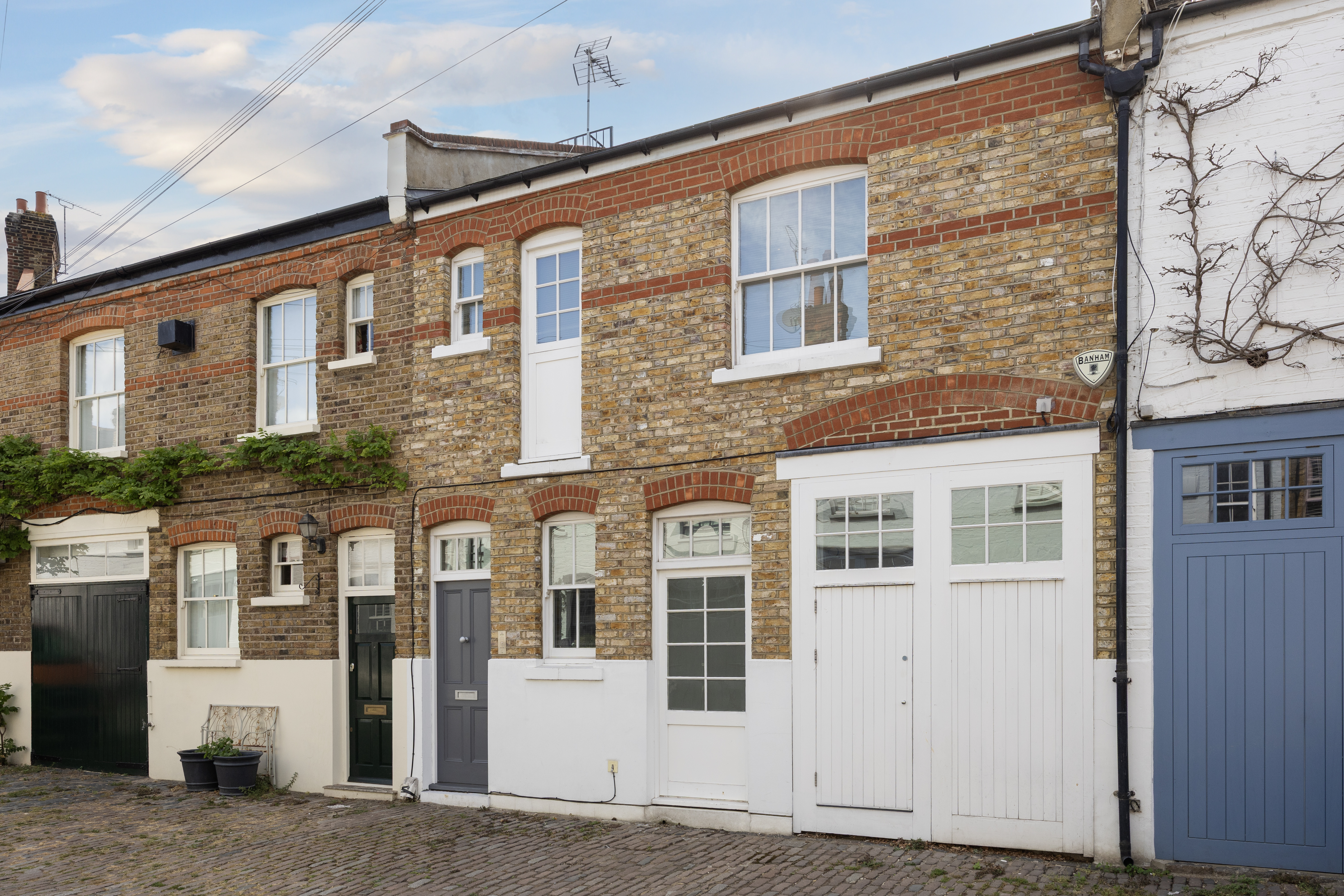 Mews property in Battersea