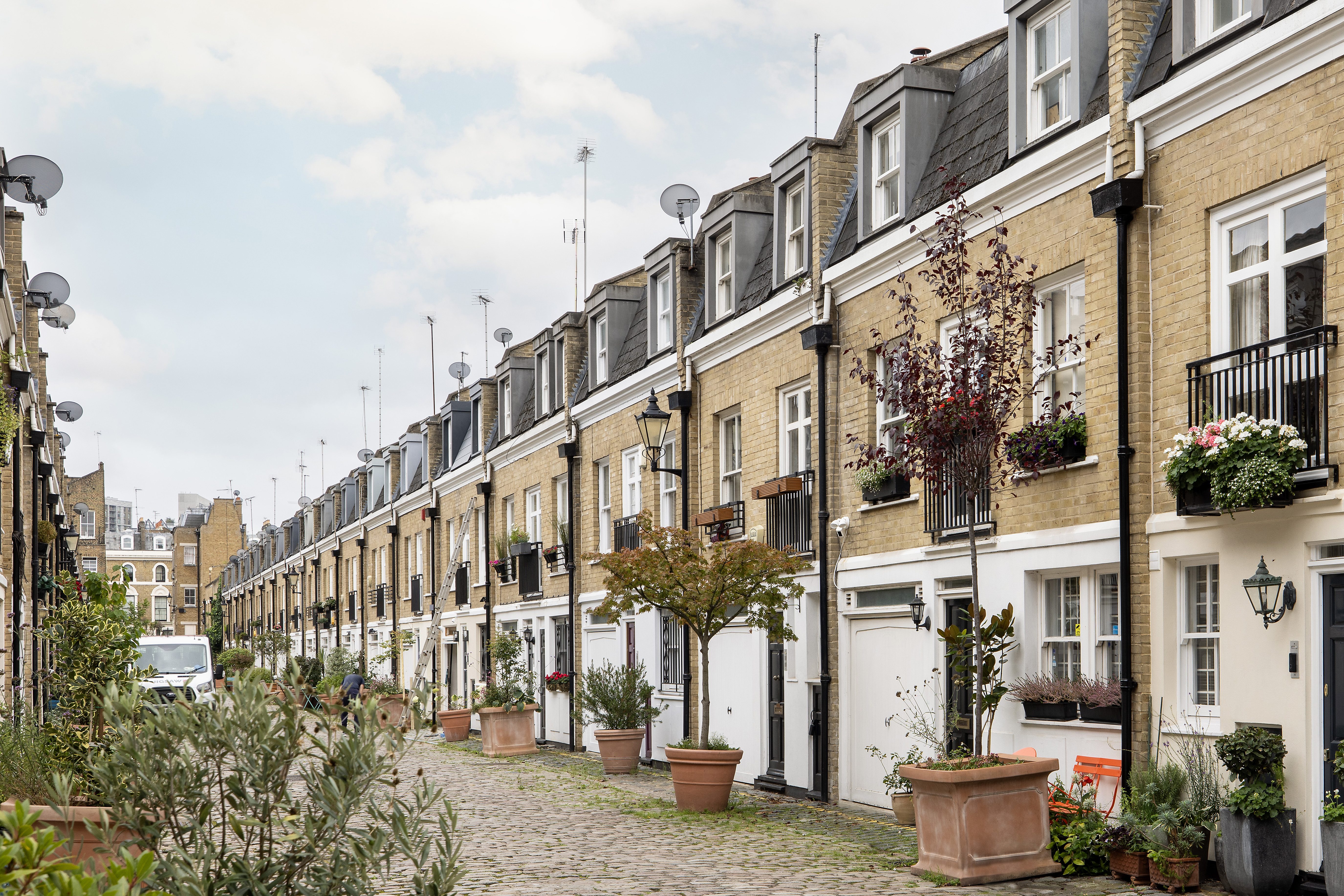 Elnathan Mews near to Maida Vale