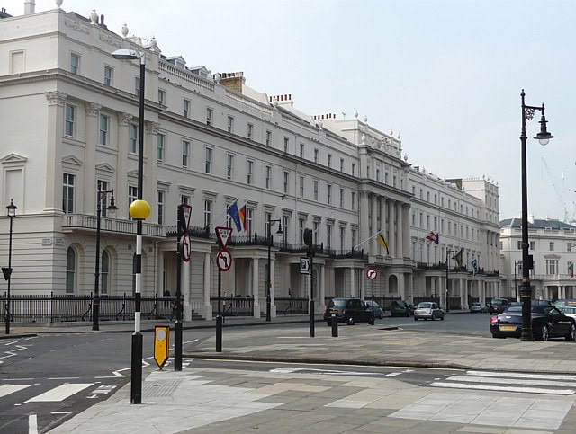Belgrave Square, Photo © Copyright Stephen Richards and licensed for reuse under a cc-by-sa/2.0 Creative Commons Licence