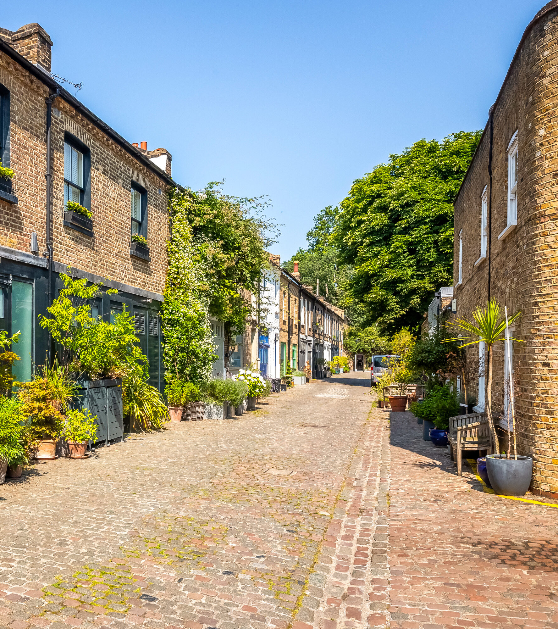 Mews property in a London mews