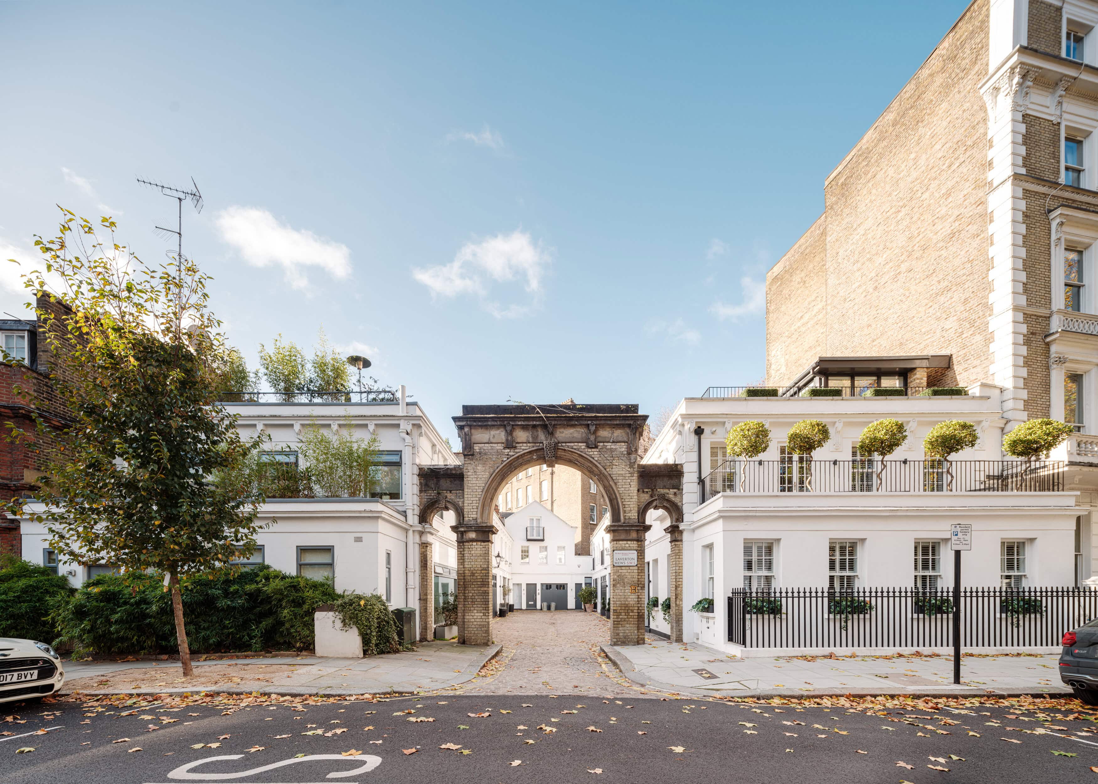 A street with a mews property in London