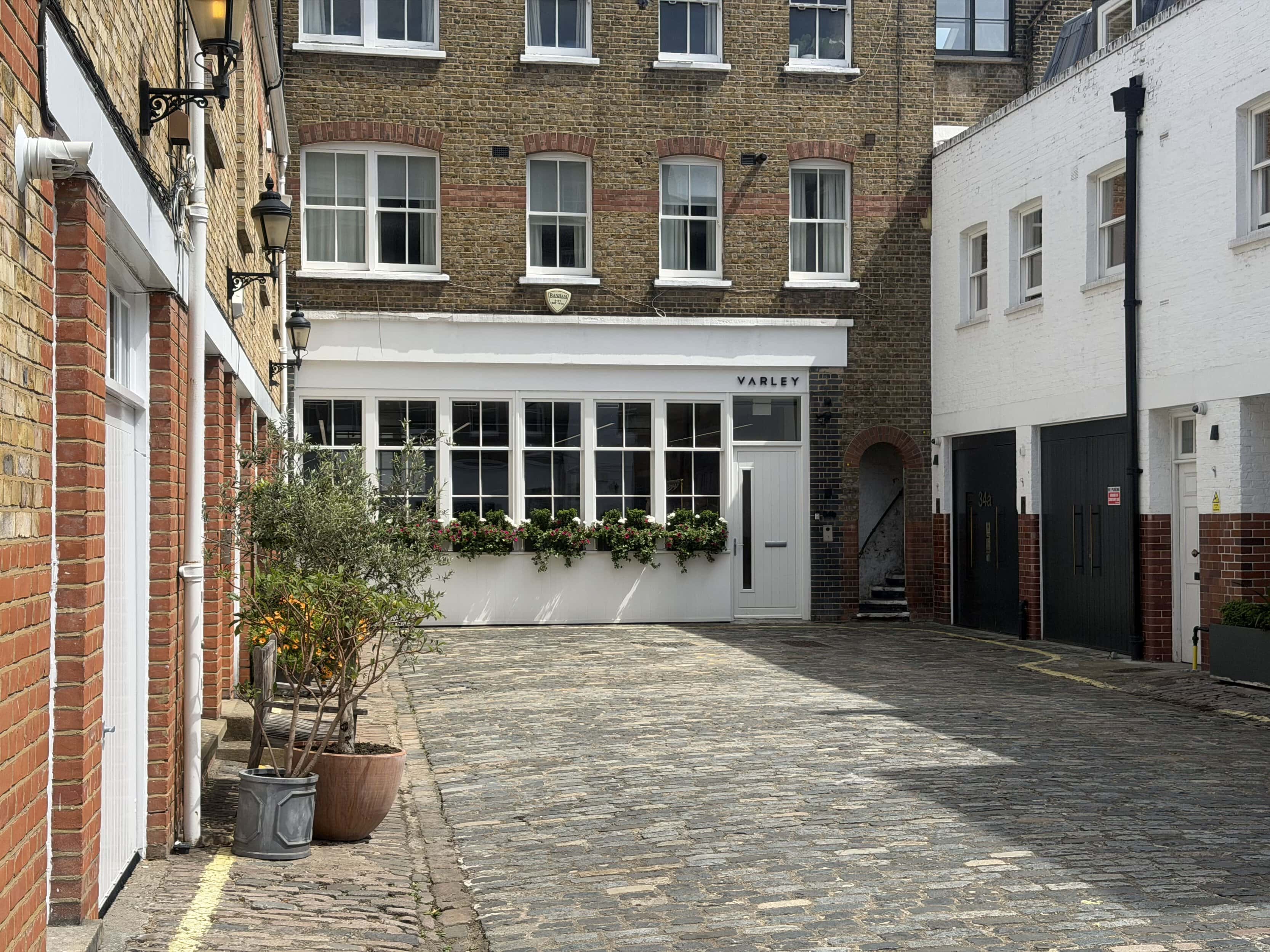 Weymouth Mews